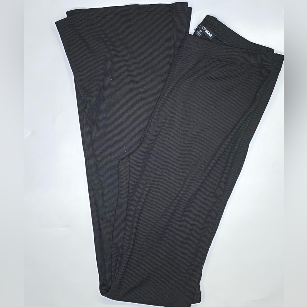 Fashion Nova Black Pull Over Flare Pants Size M